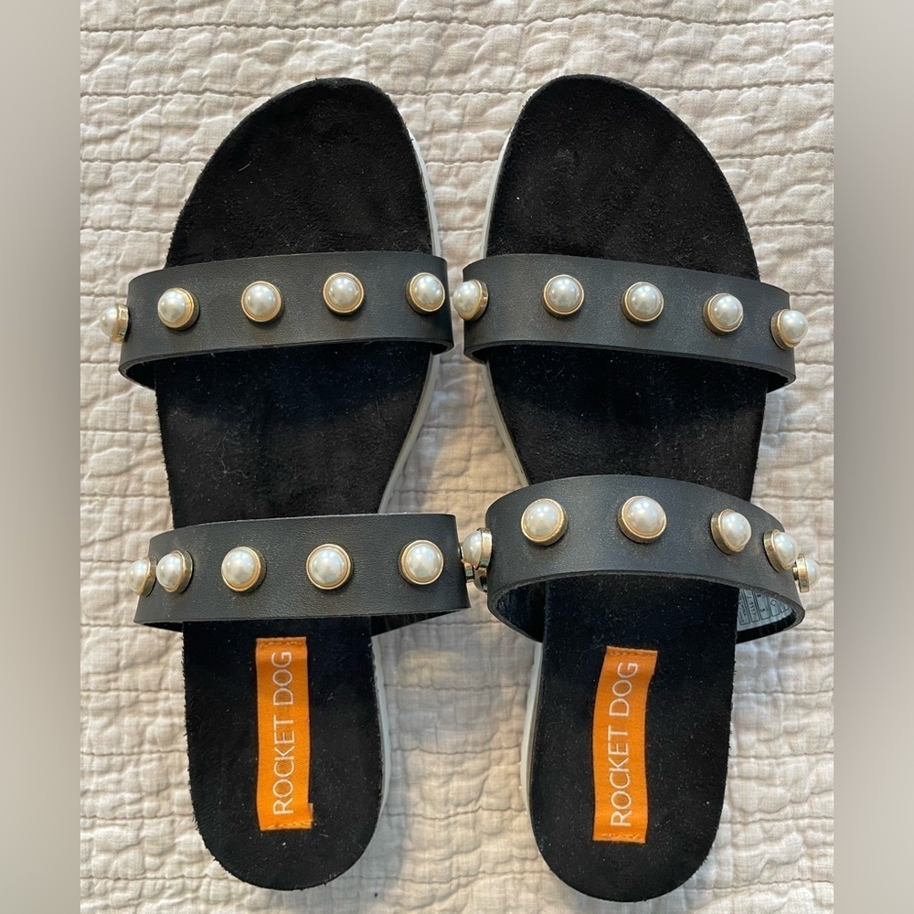 Rocket Dog | Women’s Black Pearl Studded Slip On Sandals Size 7.5